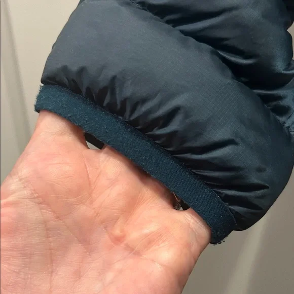 The North Face Women's Puffer Jacket - Dark Blue - Picture 2 of 4